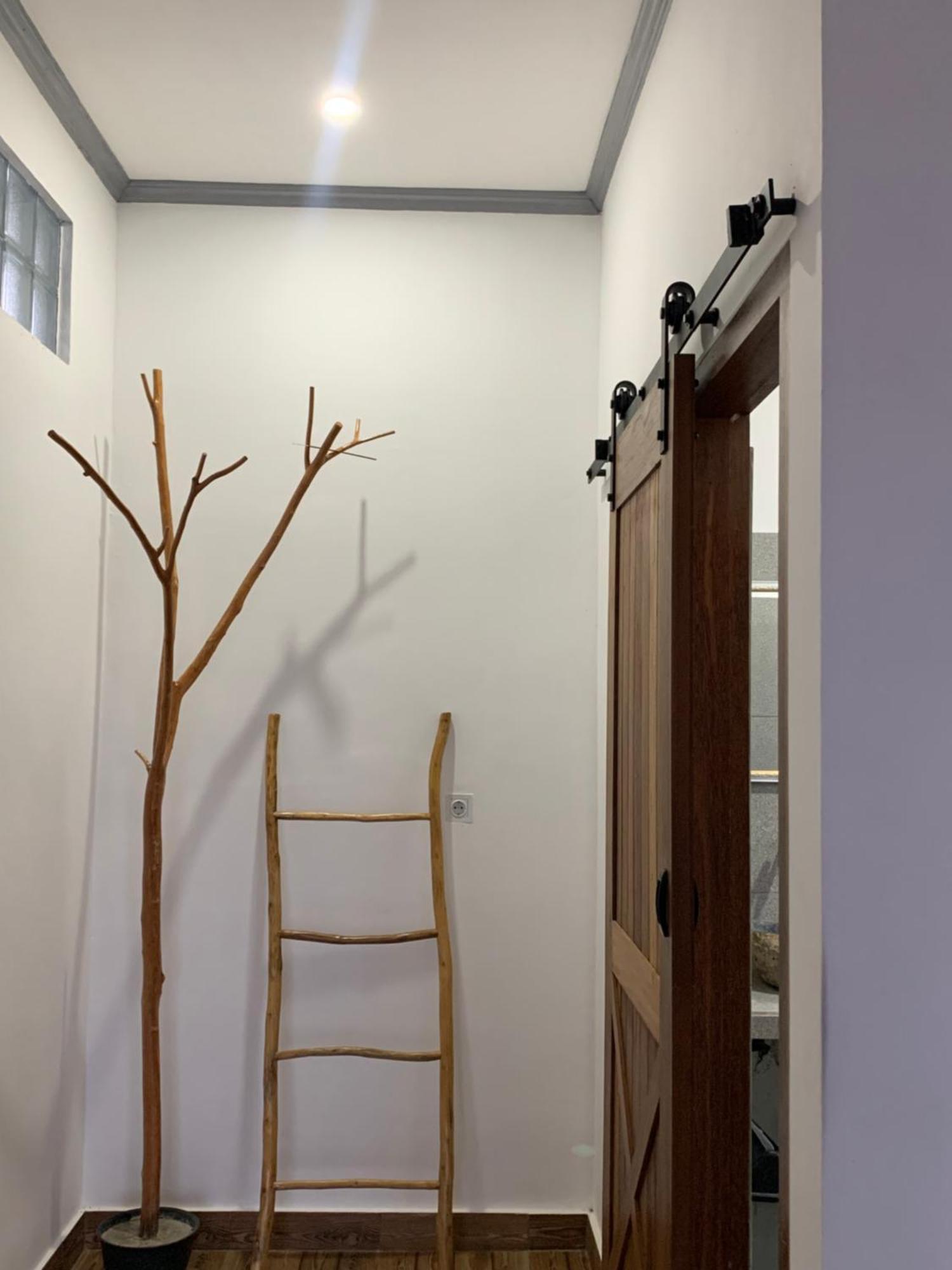 Tommy Homestay Plambi Εξωτερικό φωτογραφία
